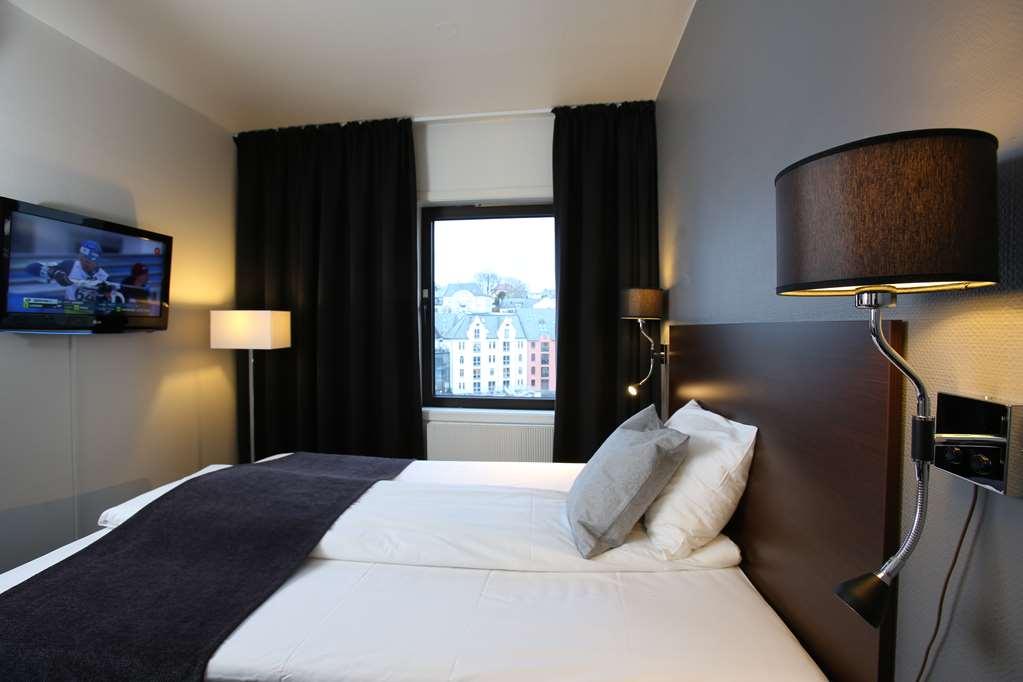Four Monkeys Hotel Ålesund Facilități foto