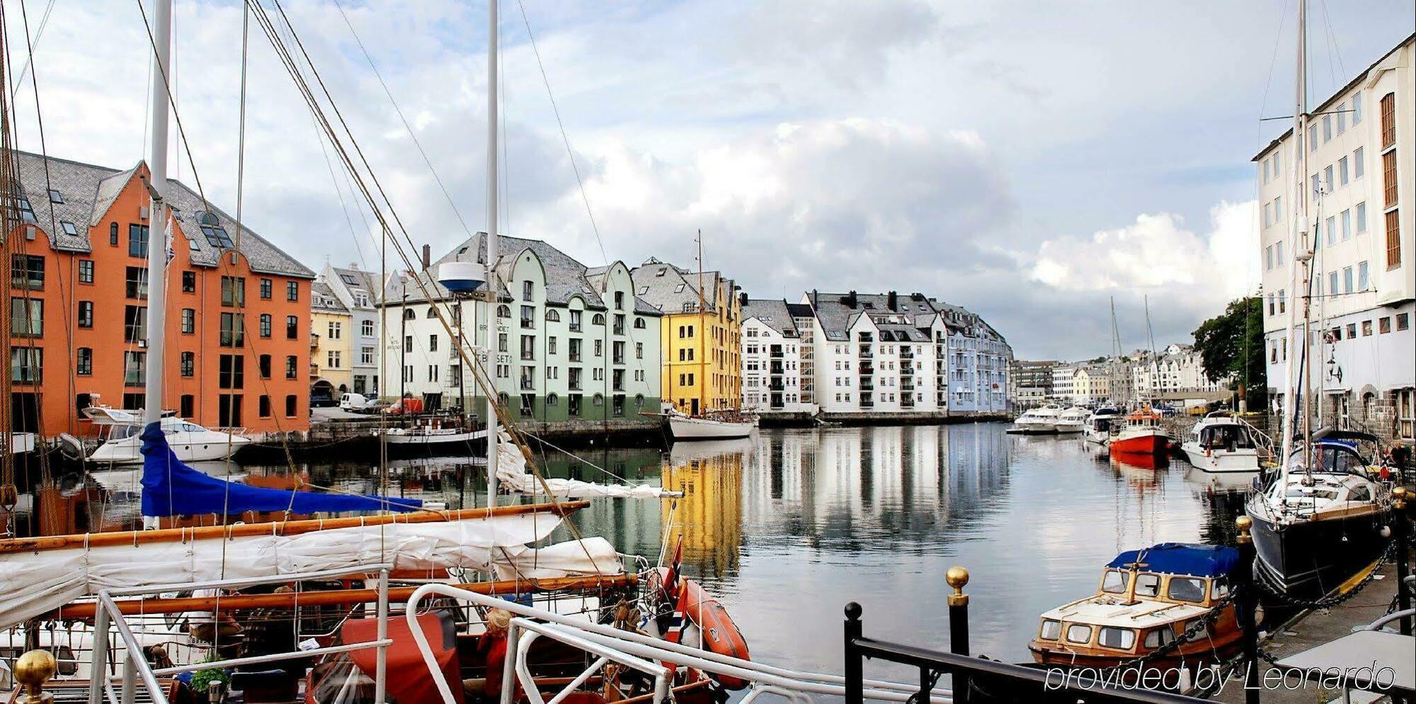 Four Monkeys Hotel Ålesund Exterior foto